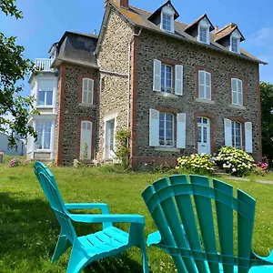 Couette-café B&b-appart La Korrigane - Vue, Étables